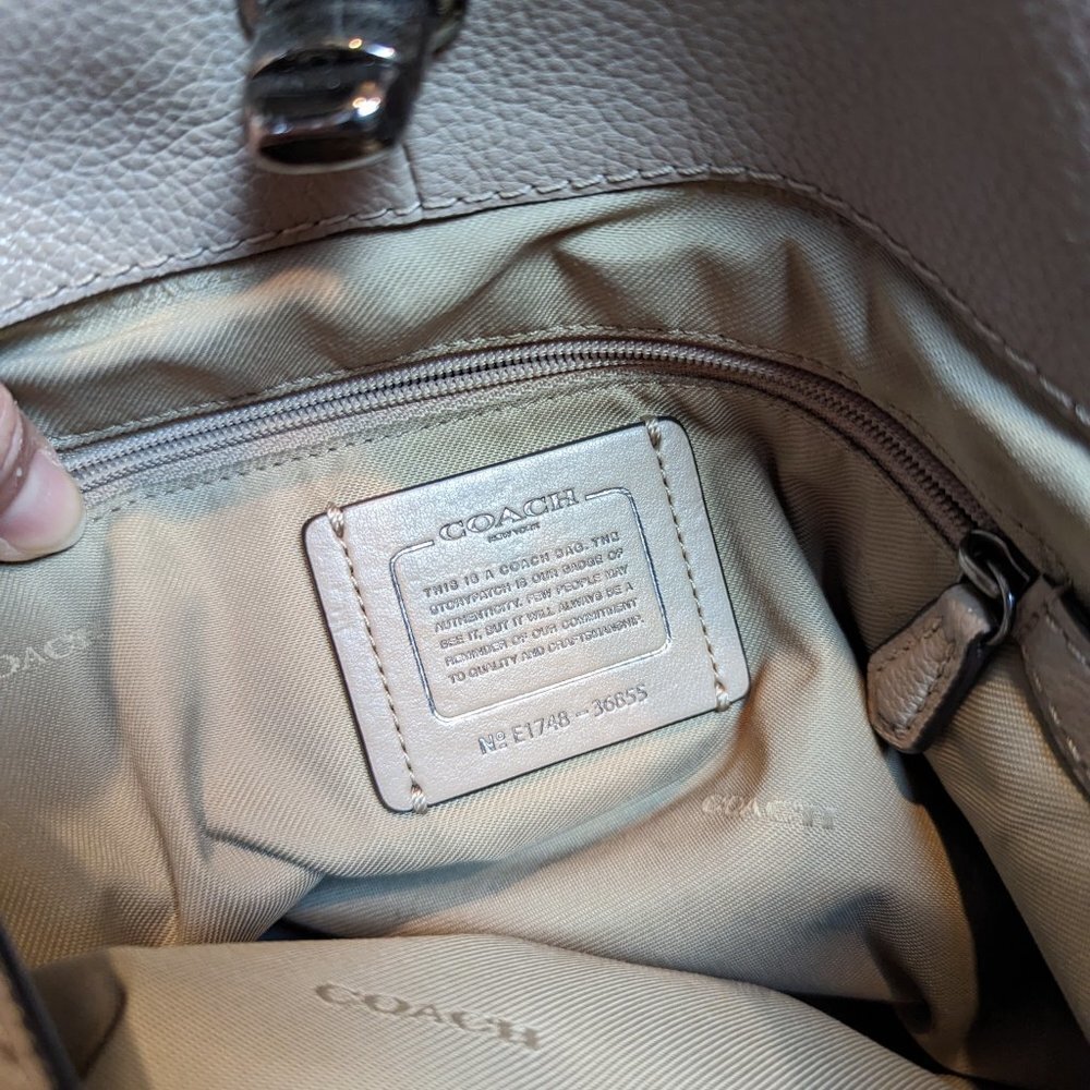 *Rare Color* Coach Stone Turn Lock Edie Shoulder Bag - Picture 5 of 13